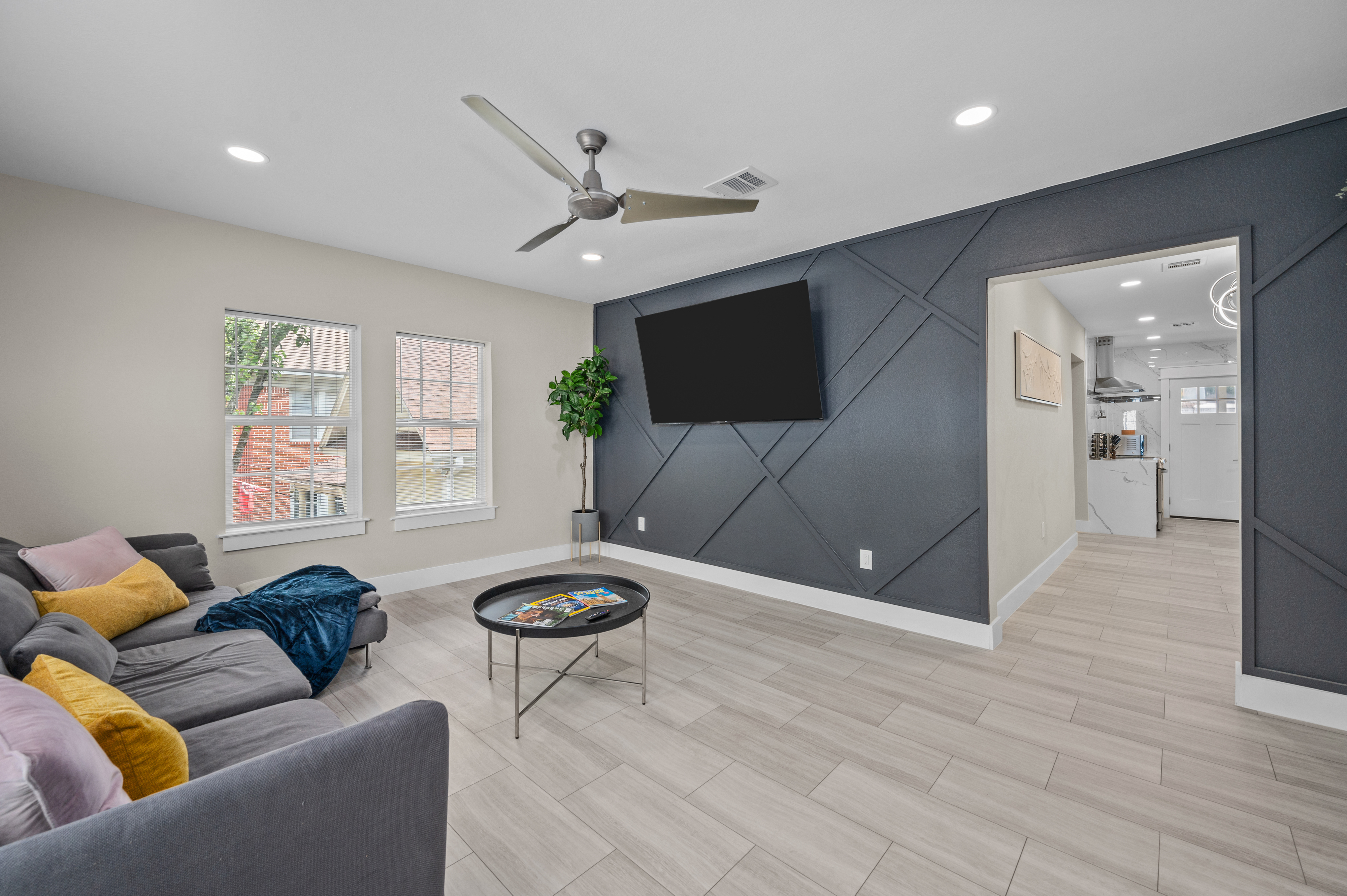 Fargo furnished apartment in Midtown, Houston TX