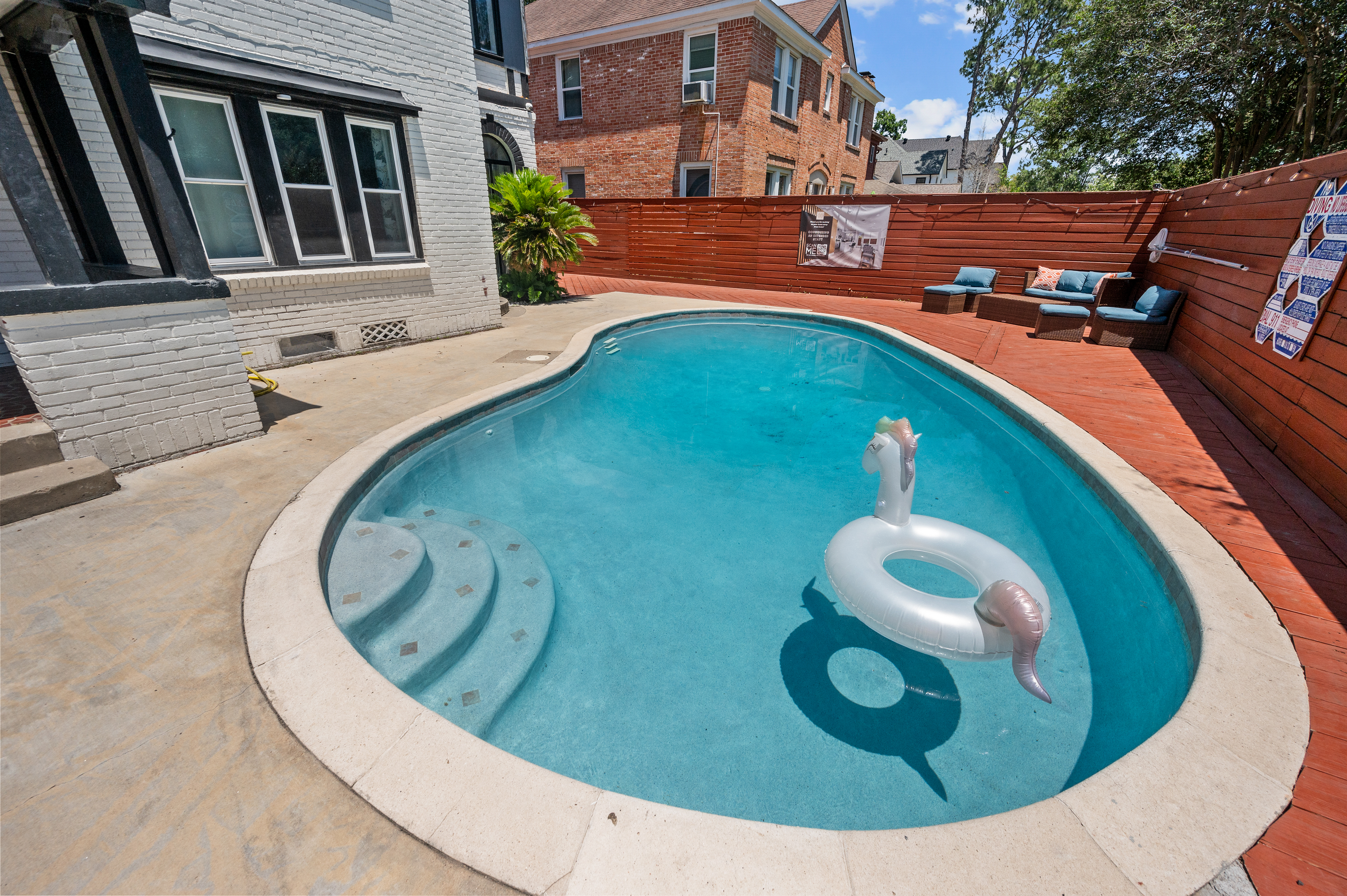 Marshall furnished apartment in Midtown, Houston TX