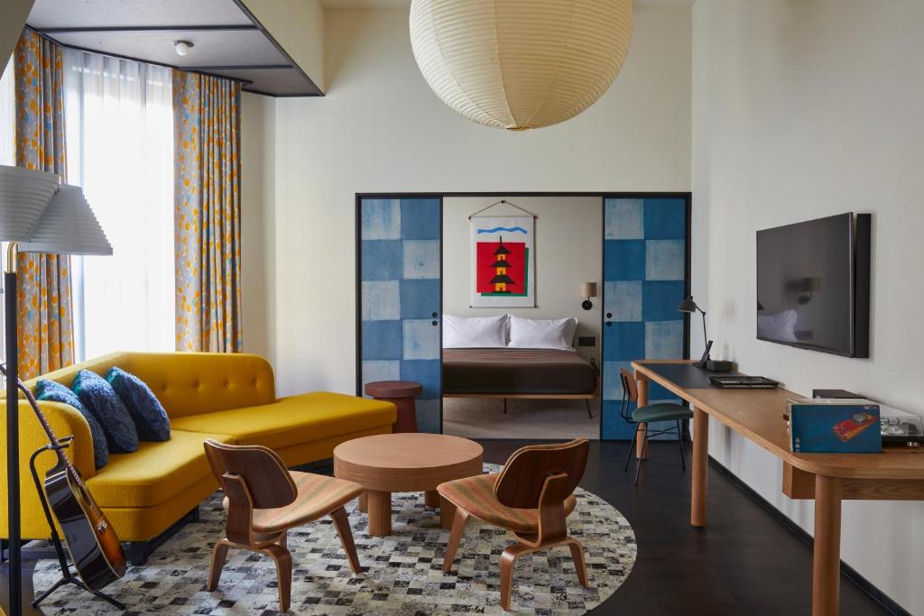 Ace Hotel Kyoto — Lobby