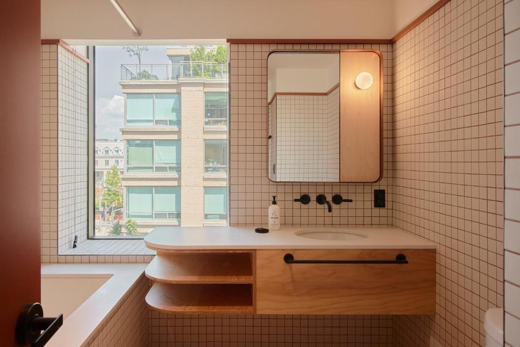 Ace Hotel Toronto — Pool