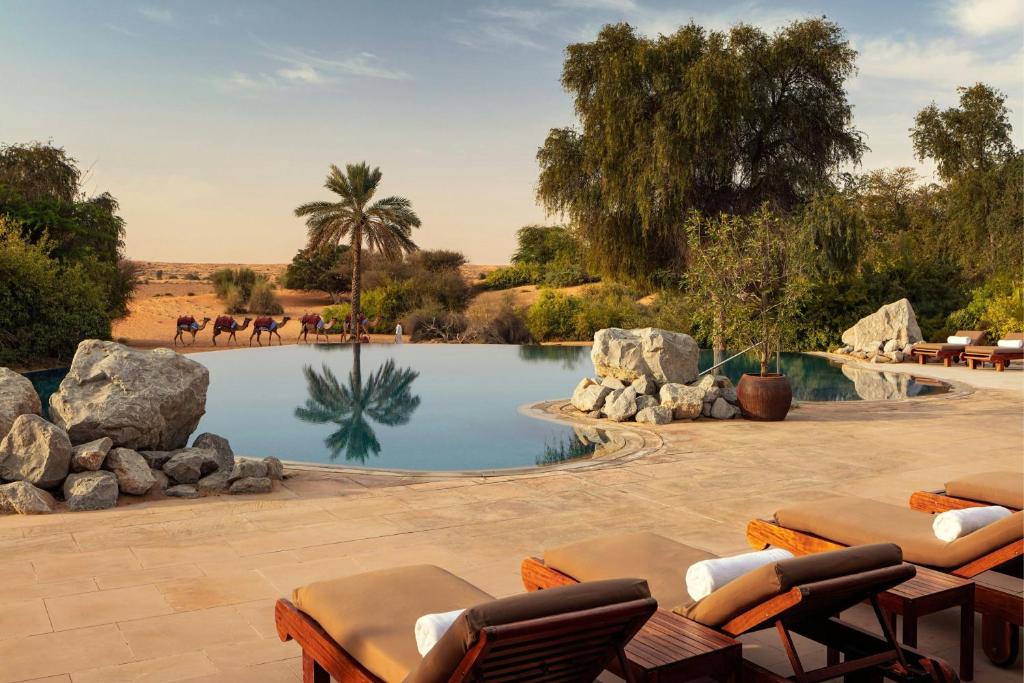 Al Maha Desert Resort & Spa — Exterior