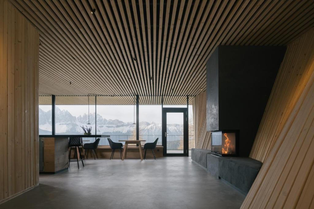 Anders Mountain Suites — Room