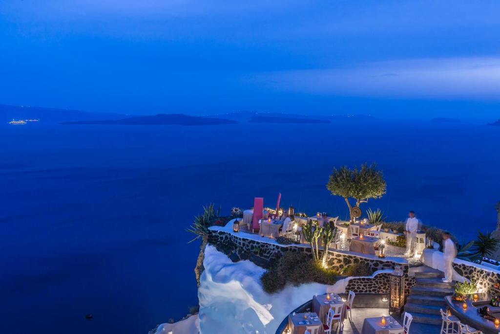 Andronis Exclusive Suites — Exterior