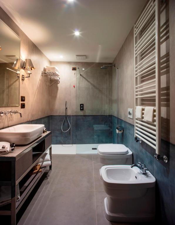 Aqua Apartments — Pool