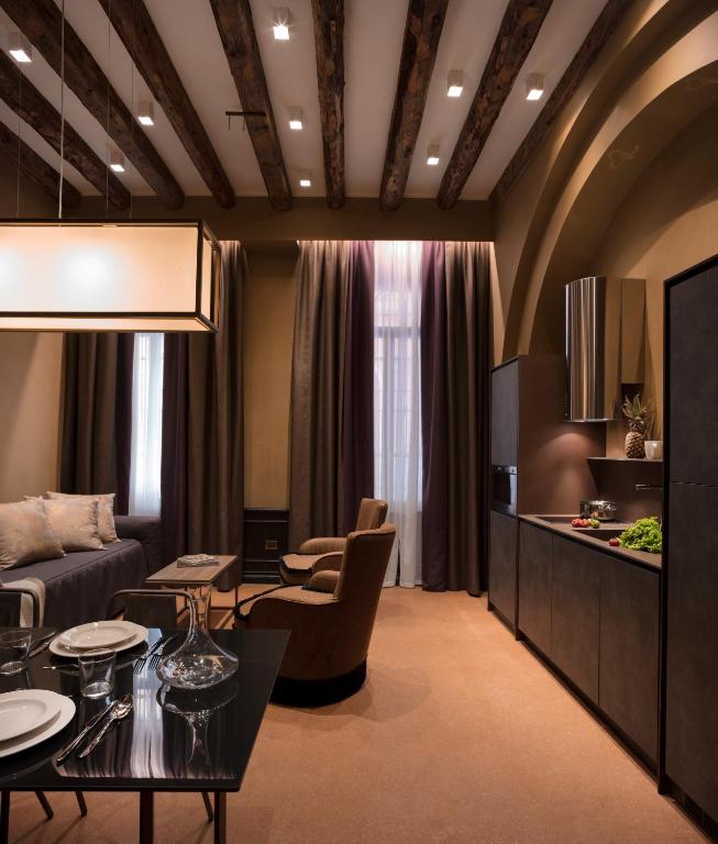 Aqua Apartments — Room
