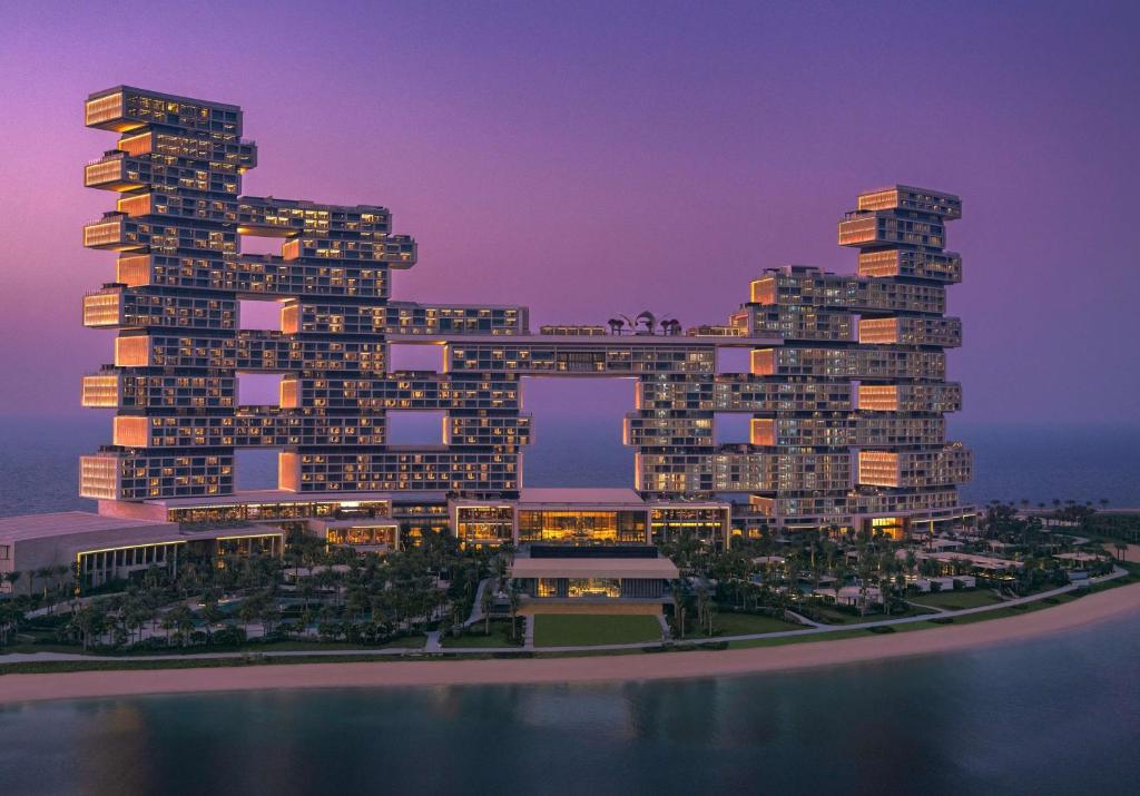Atlantis The Royal — Exterior