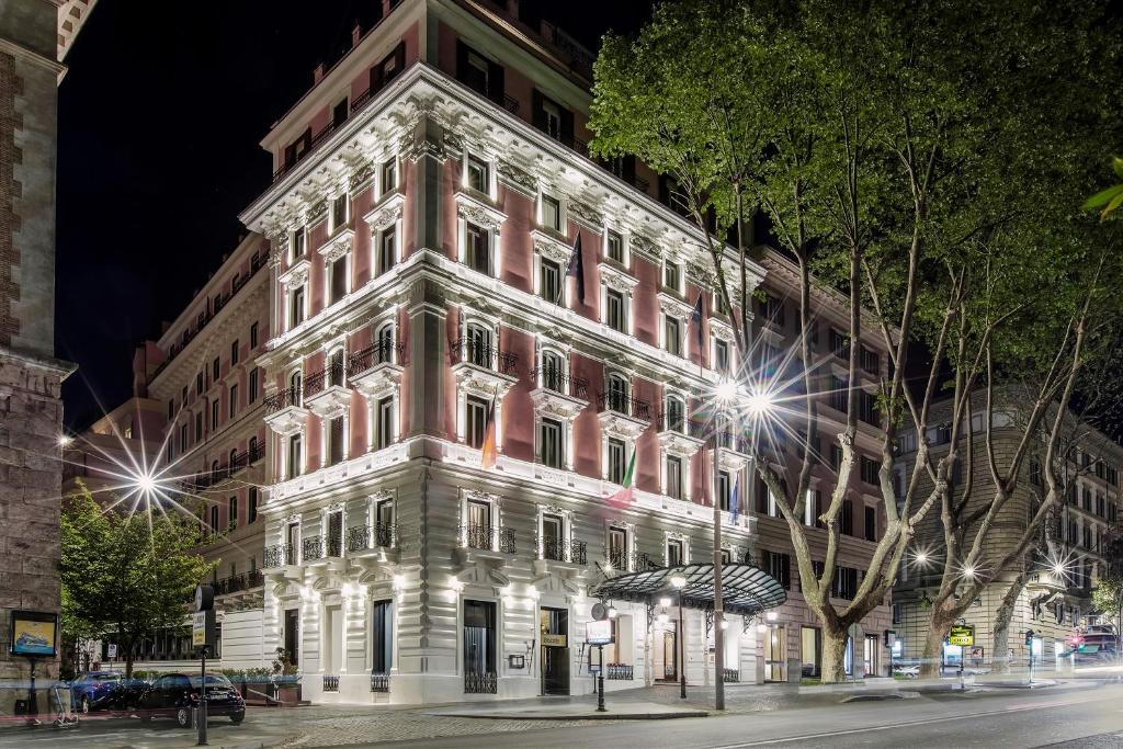 Baglioni Hotel Regina — Exterior