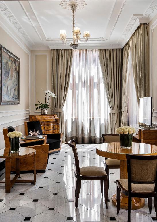 Baglioni Hotel Regina — Lobby