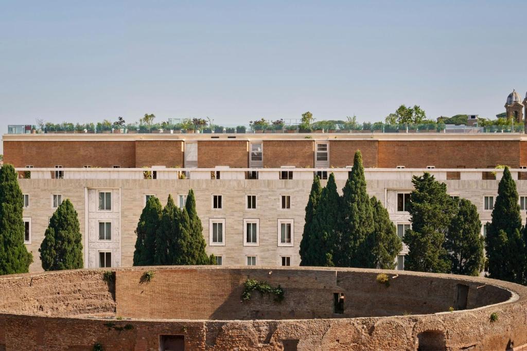 Bvlgari Hotel Roma — Exterior