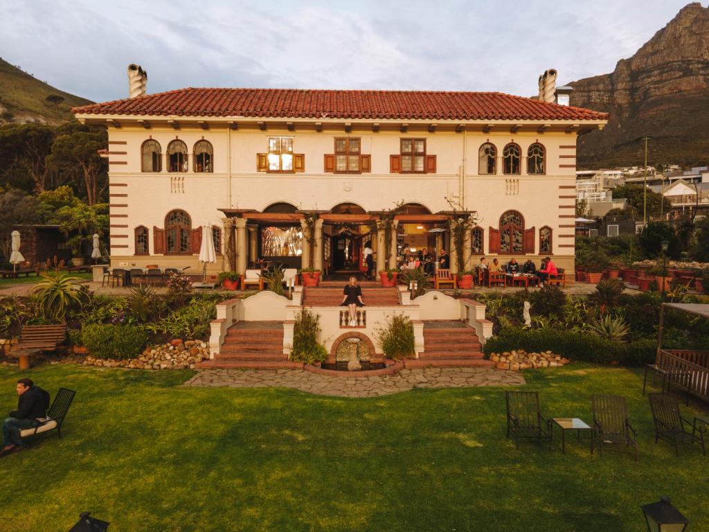 Camps Bay Retreat — Exterior