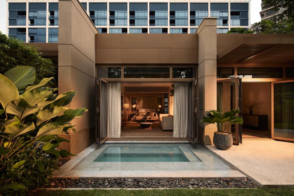 Capella Bangkok — Exterior