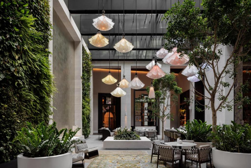 Capella Sydney — Lobby