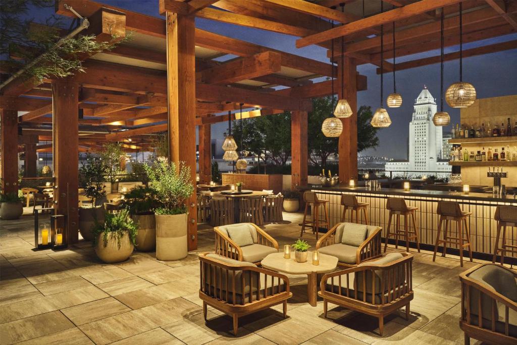 Conrad Los Angeles — Exterior