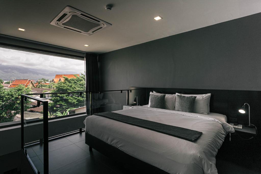 CREW Hotel — Room
