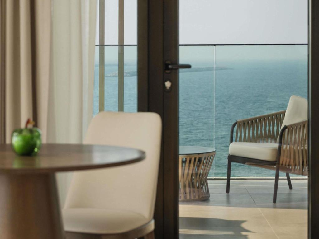 Delano Dubai at Bluewaters — Lobby