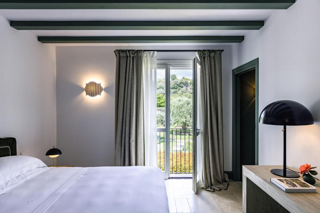 Donna Carmela Resort & Lodges — Room