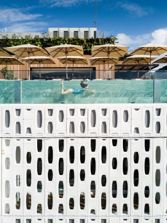 Emiliano Rio — Exterior