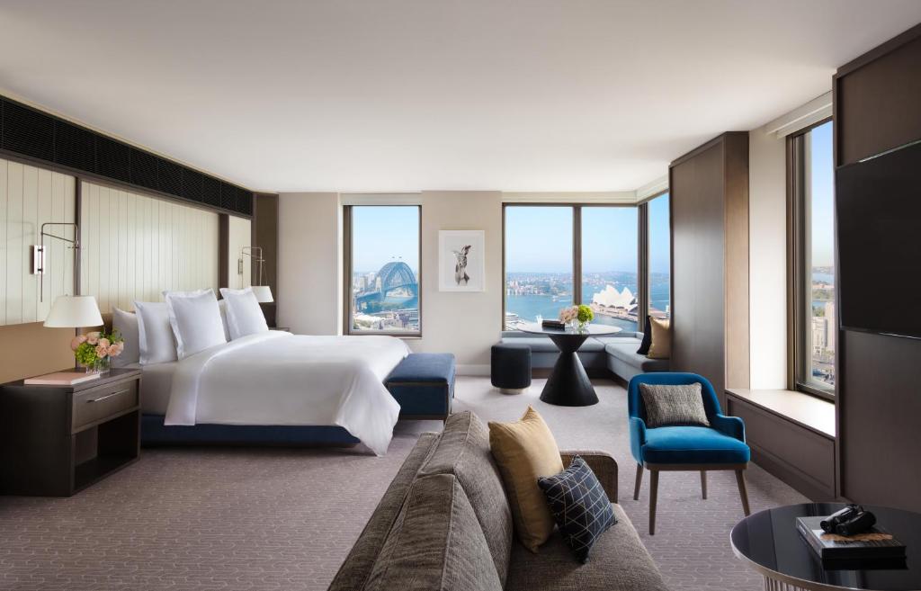 Four Seasons Hotel Sydney — Lobby