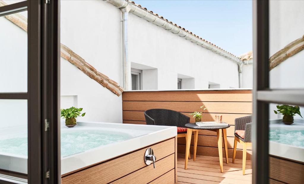 Gran Hotel Inglés — Room