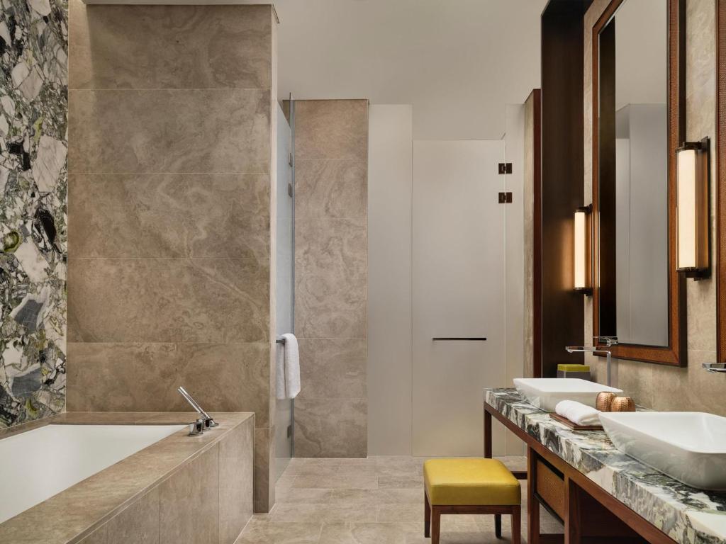 Grand Hyatt Singapore — Room