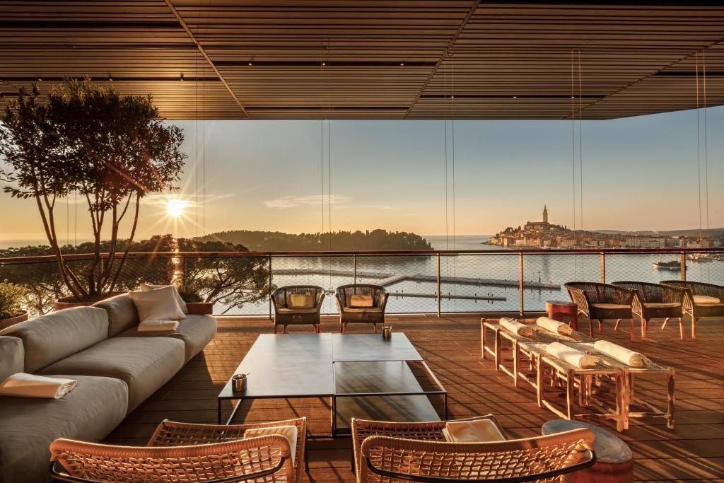 Grand Park Hotel Rovinj — Pool