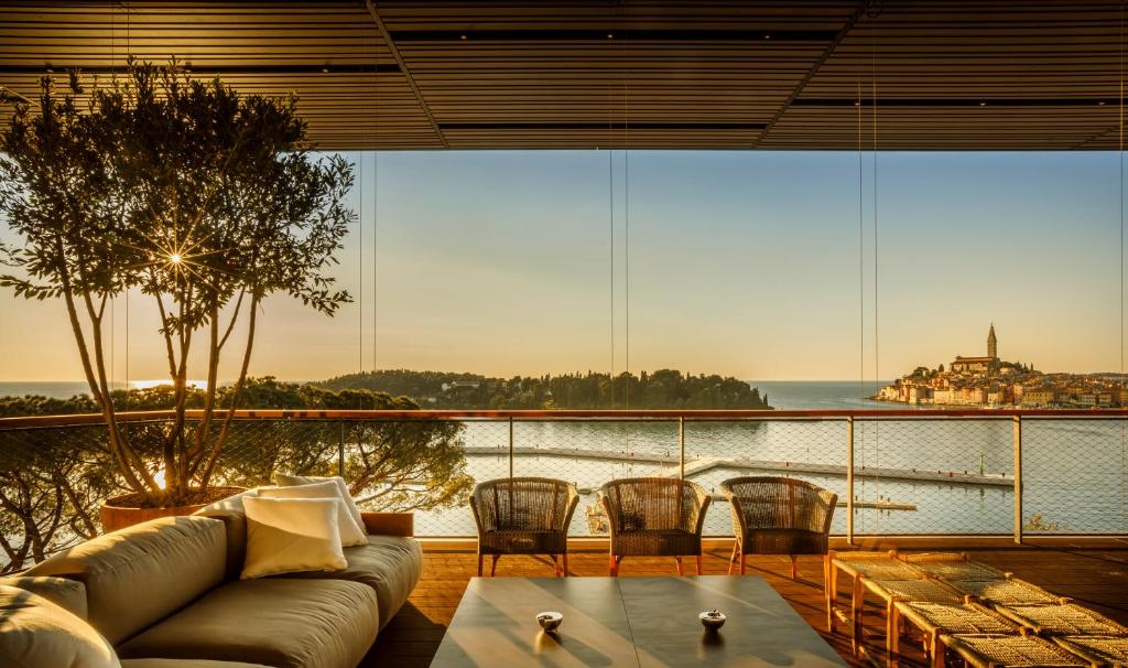 Grand Park Hotel Rovinj — Room