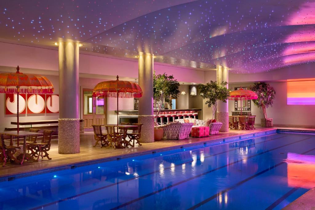 Haymarket Hotel — Pool