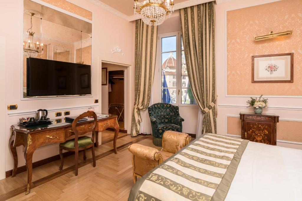Hotel Bernini Palace — Room
