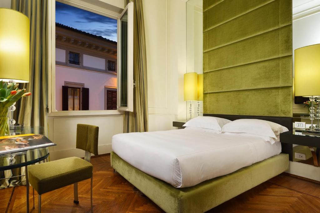 Hotel Brunelleschi — Lobby