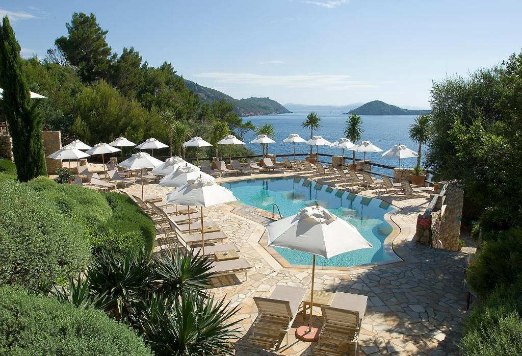 Hotel Il Pellicano — Pool