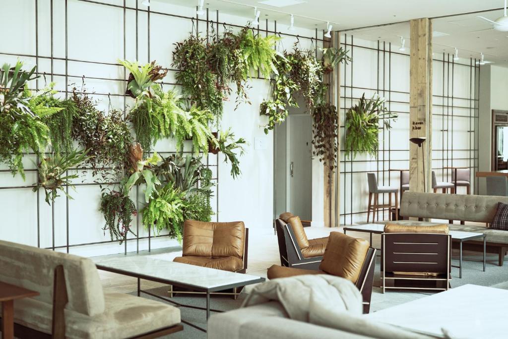 Hotel It Osaka Shinmachi — Lobby