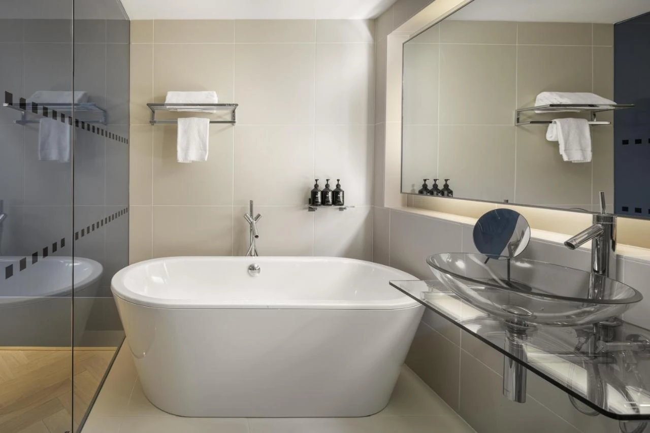 Hotel Maximilian — Suite