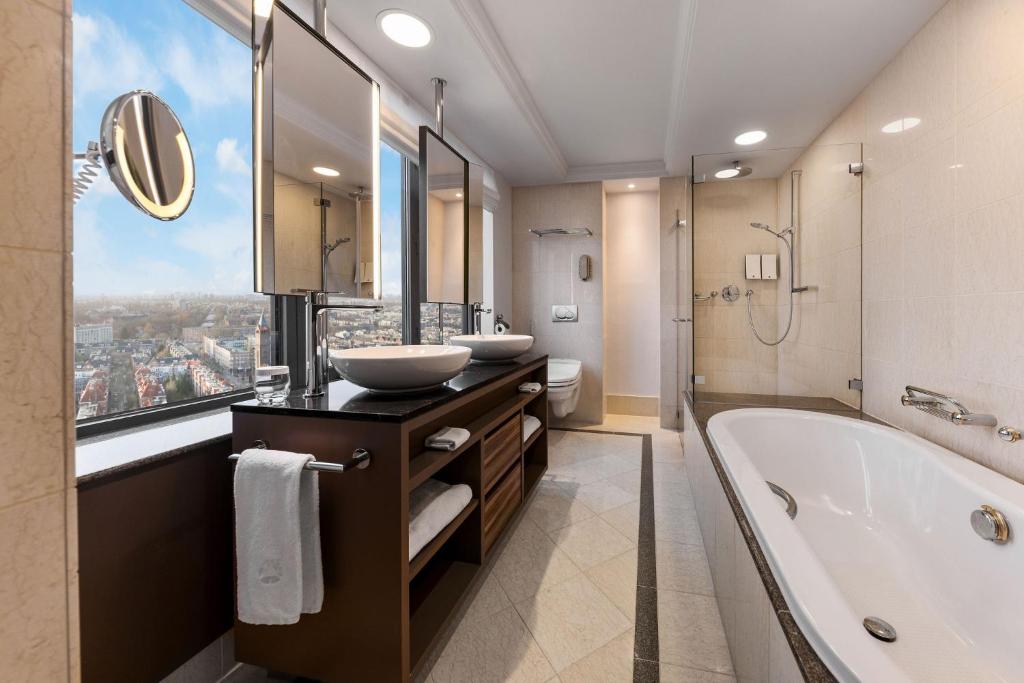Hotel Okura Amsterdam — Room