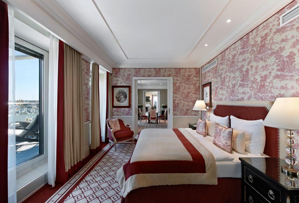 Hotel Sacher Vienna — Pool