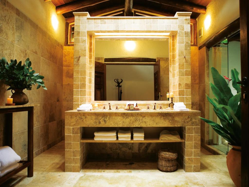 Inkaterra Machu Picchu Pueblo Hotel — Lobby