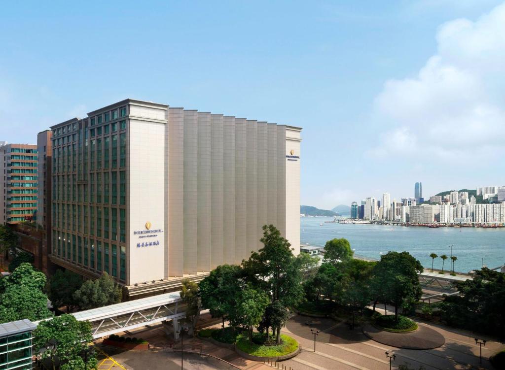 InterContinental Hong Kong — Exterior