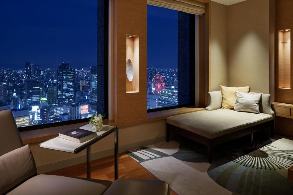 InterContinental Osaka — Pool