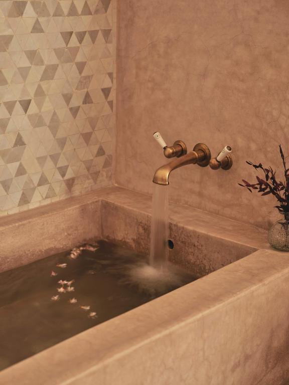 IZZA Marrakech — Pool
