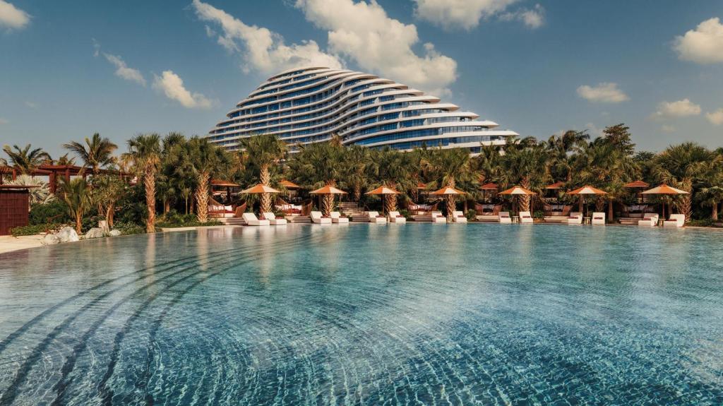 Jumeirah Marsa Al Arab — Exterior