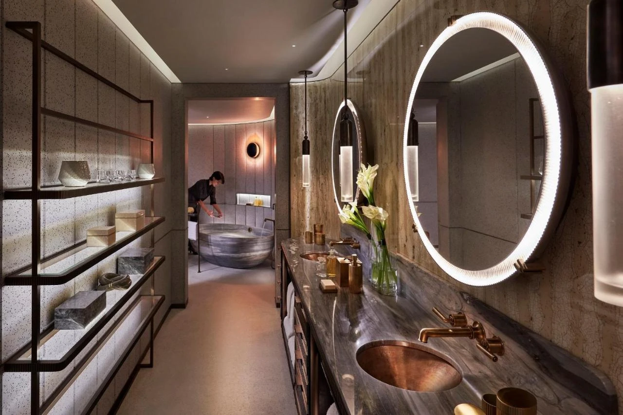 The Landmark Mandarin Oriental Hong Kong — Suite