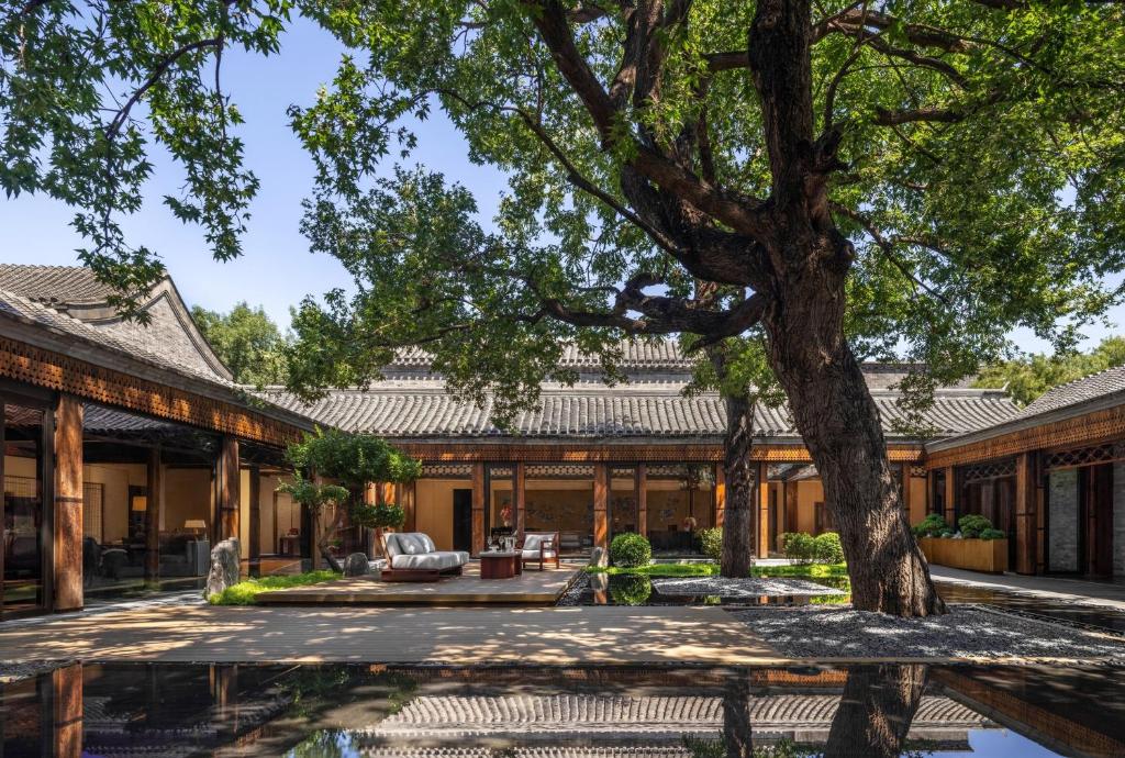Mandarin Oriental Qianmen — Exterior