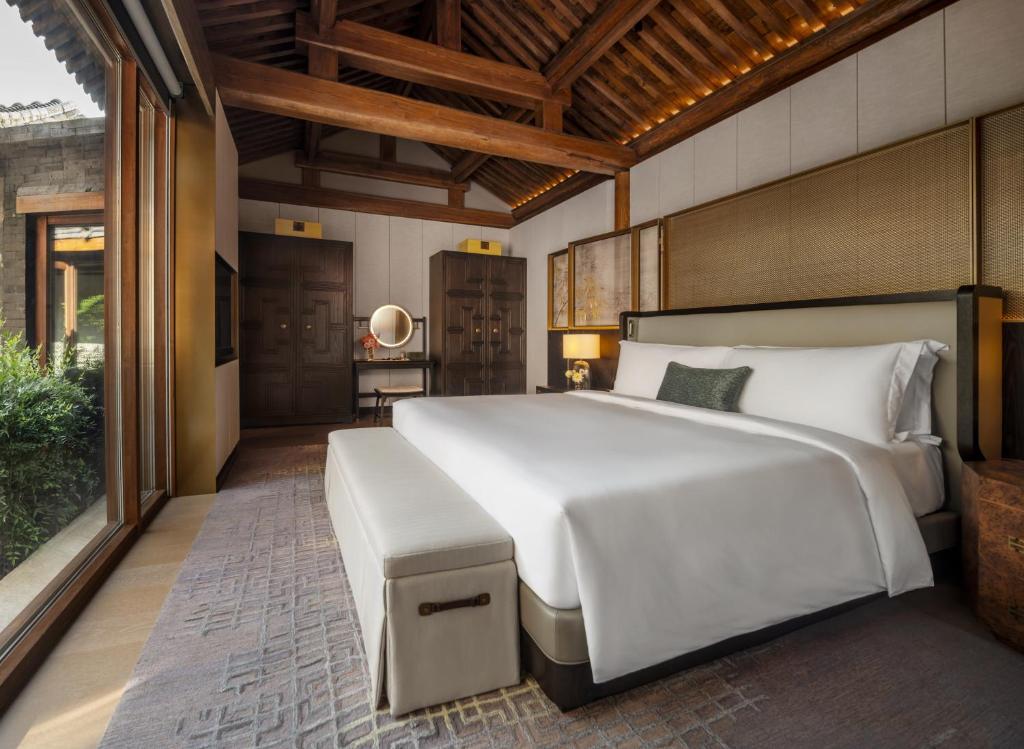 Mandarin Oriental Qianmen — Lobby