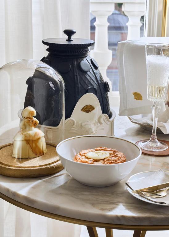 Mandarin Oriental Ritz Madrid — Room