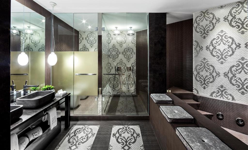Monument Hotel — Lobby