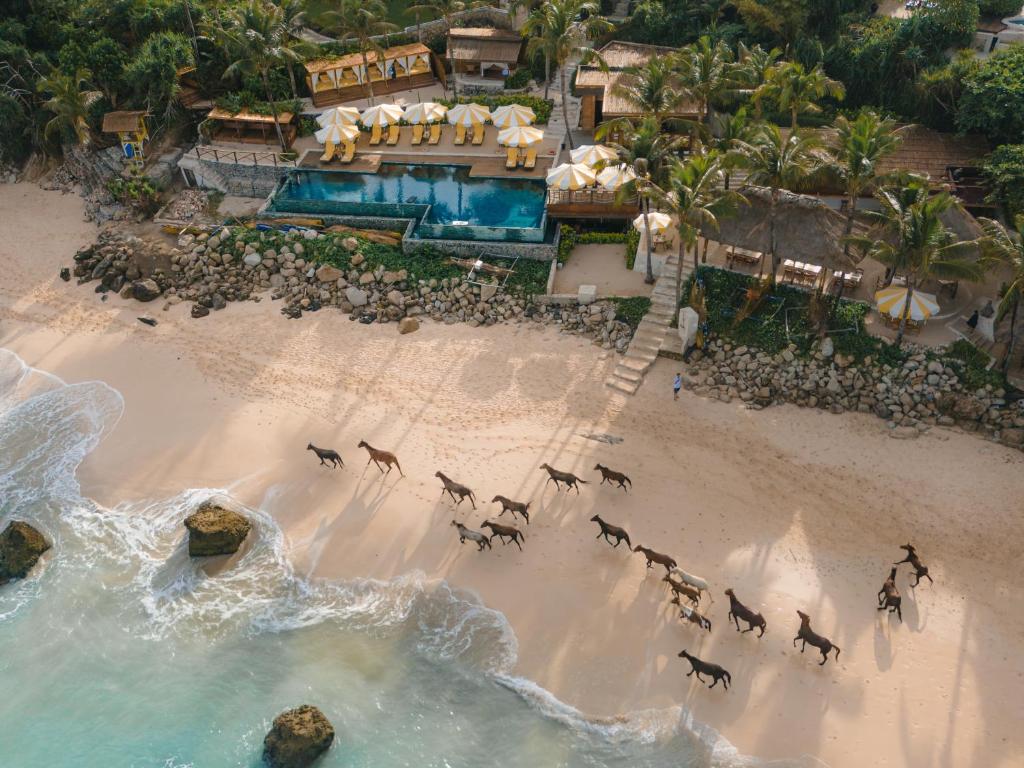Nihi Sumba — Exterior