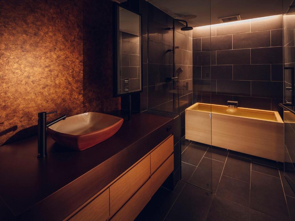 Nol Kyoto Sanjo — Pool