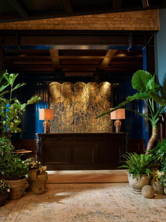 NoMad London — Pool