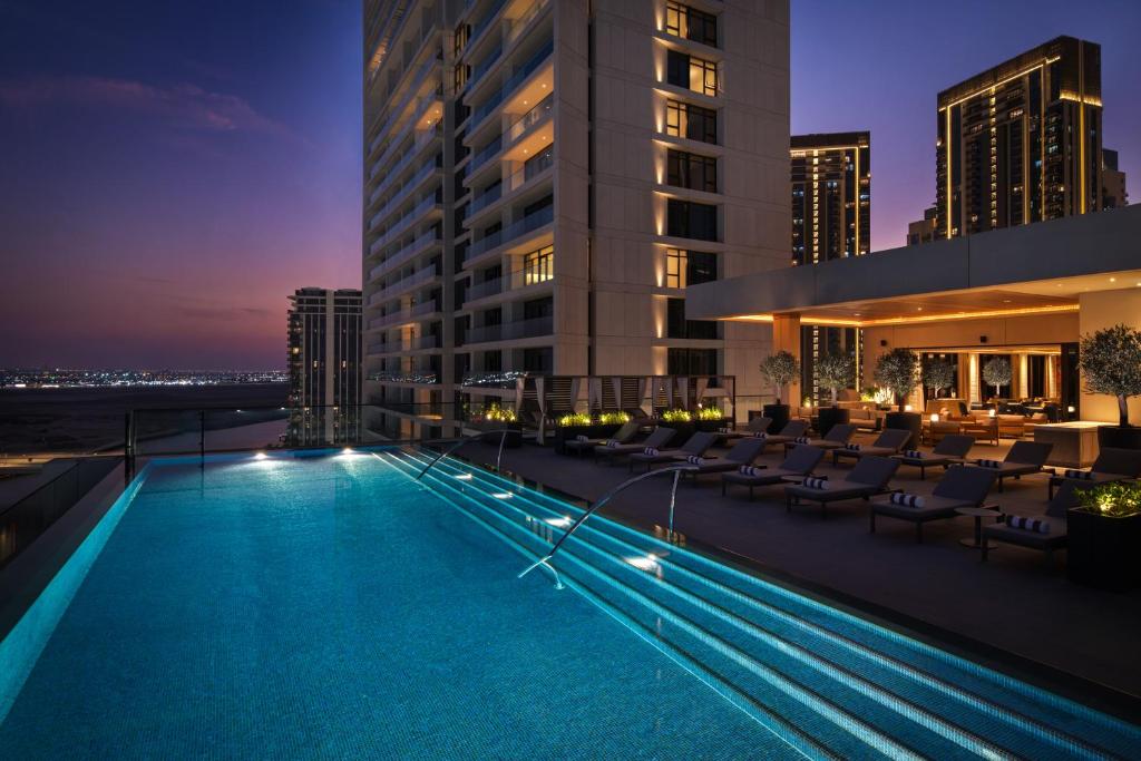 Palace Dubai Creek Harbour — Pool