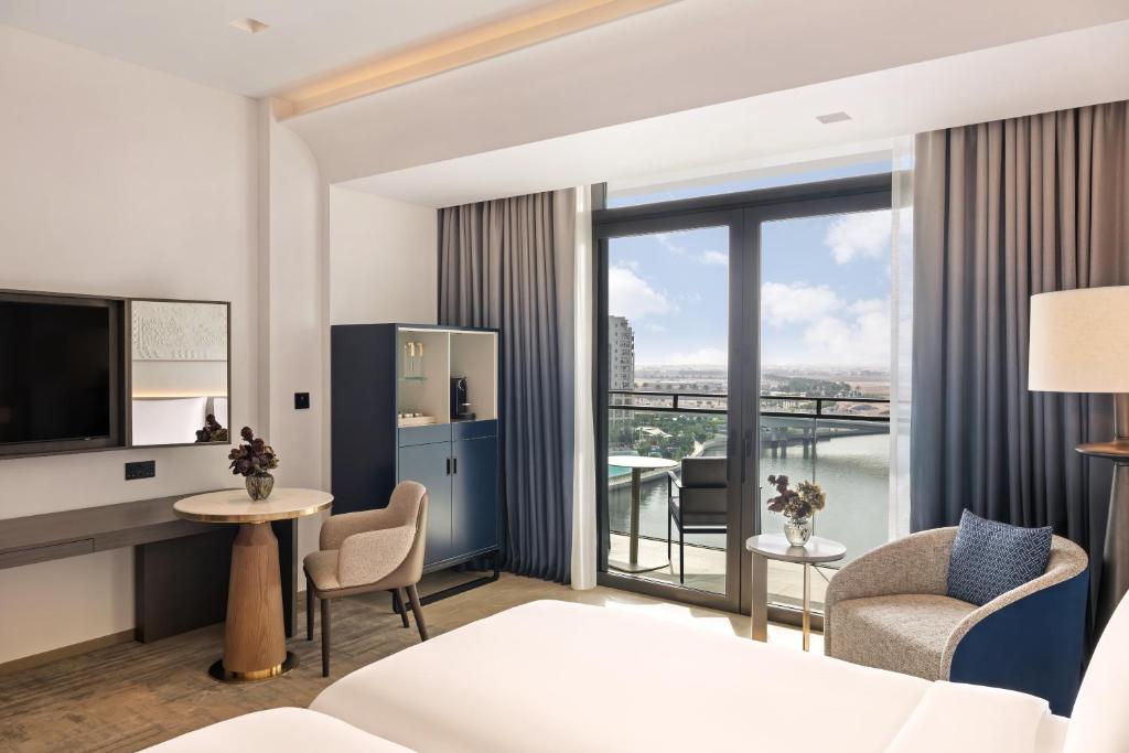 Palace Dubai Creek Harbour — Room
