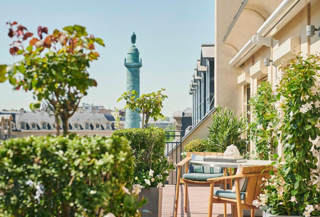 Park Hyatt Paris-Vendôme — Exterior